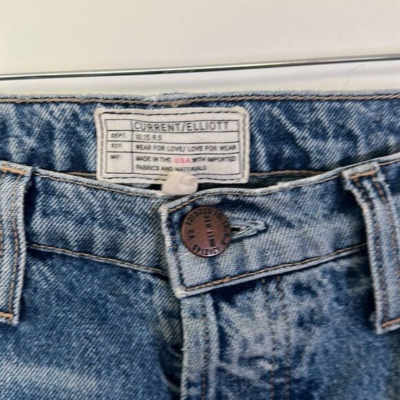 Current Elliott, mid rise, straight leg, jeans with distressed details - Picture 5 of 5